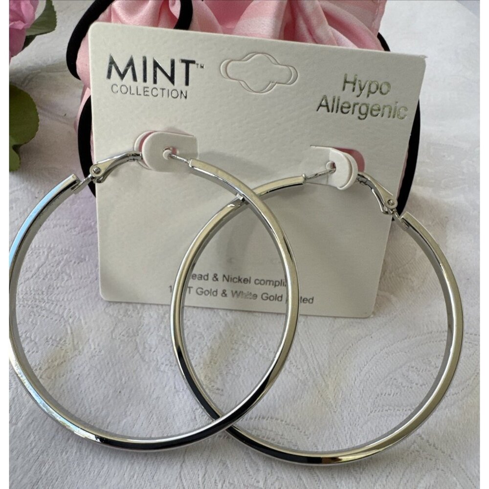 Mint 14KT White & Gold Plated 2.5" Silver Tone Hoop Earrings Hypo Allergenic NEW